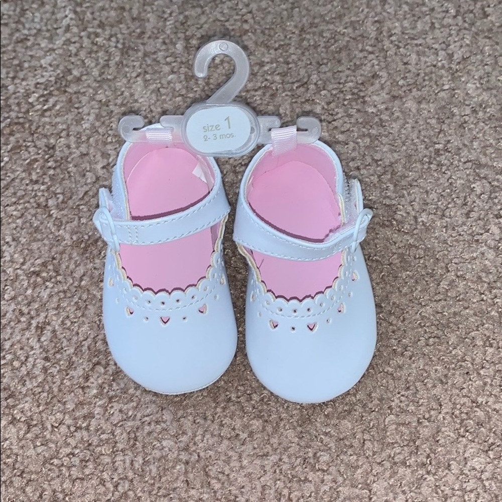 White baby shoes